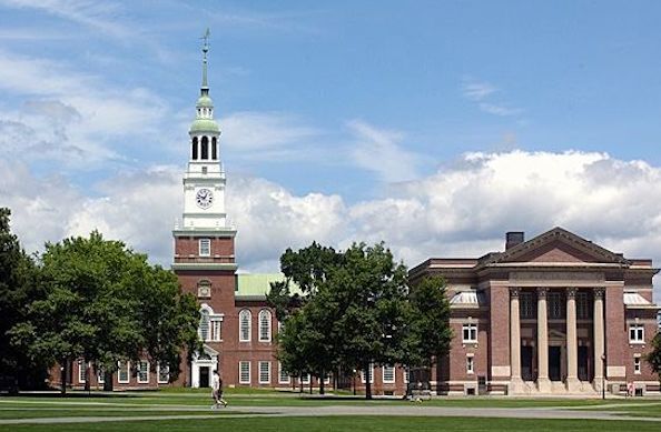 U.S. News & World Report��ȫ�����20����ѧԺMBA�γ�����